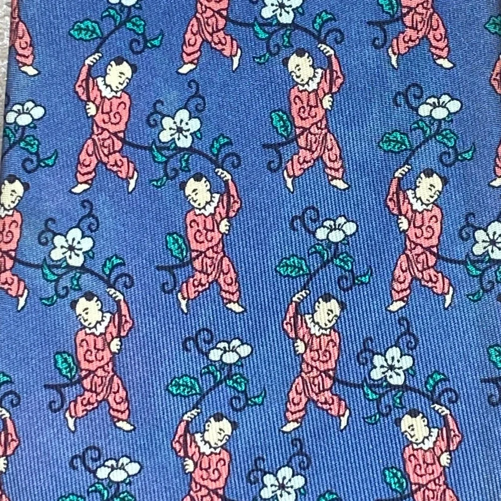 Rare Vintage Hermes Novelty Silk Tie Asian Floral Motif 7238 MA France Luxury